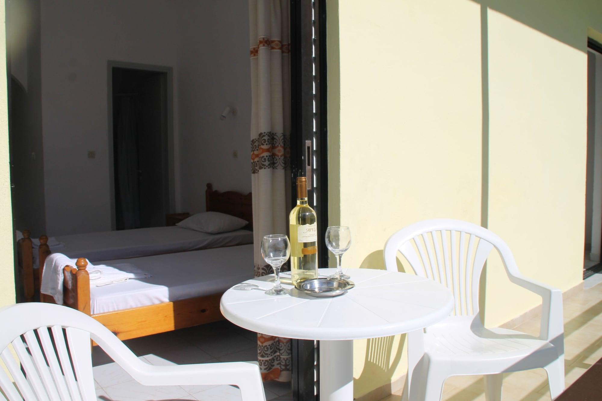 Kavos Central Gardens Exteriér fotografie