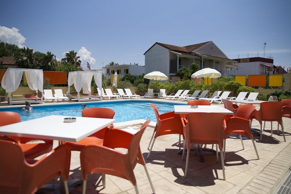 Kavos Central Gardens Exteriér fotografie