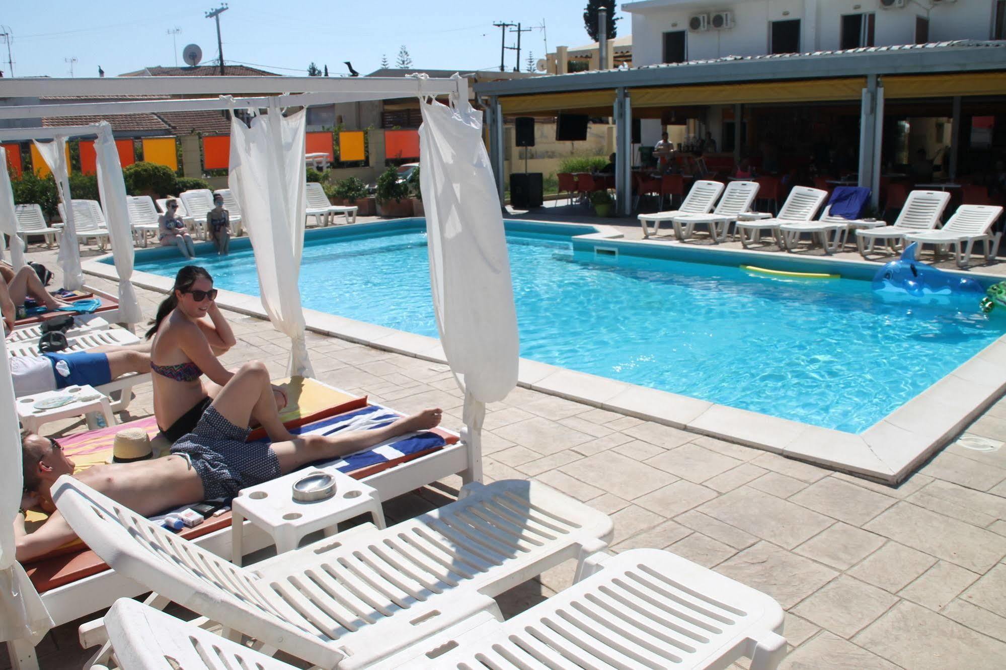 Kavos Central Gardens Exteriér fotografie